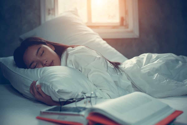 Hãy kiểm tra 4 dấu hiệu này của bản thân, tốn vài giây nhưng giúp bạn phòng ngừa chứng ngưng thở khi ngủ vô cùng nguy hiểm - Ảnh 4. Hãy kiểm tra 4 dấu hiệu này của bản thân, tốn vài giây nhưng giúp bạn phòng ngừa chứng ngưng thở khi ngủ vô cùng nguy hiểm - Ảnh 4.