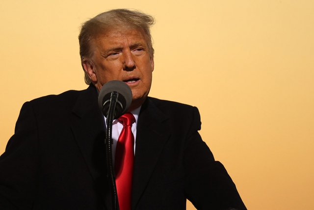  Luận tội Tổng thống: Cơn ác mộng hay “món quà chính trị” cho Trump?  - Ảnh 1.