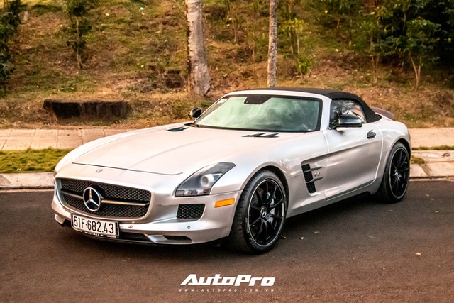 Doanh nhân Đặng Lê Nguyên Vũ trưng dàn xe hơn 100 tỷ đồng: Bộ sưu tập Porsche 911 và Mercedes SLS AMG khiến dân chơi xe phải kính nể - Ảnh 12.