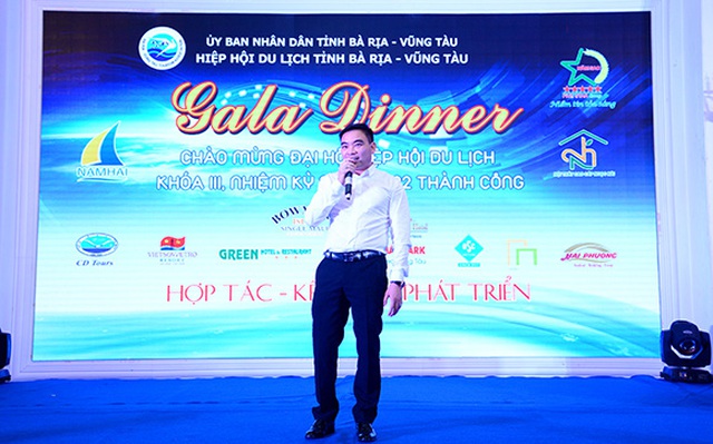 Ông Trần Văn Mười, Chủ tịch Tập đoàn Quốc tế Năm Sao trong một sự kiện tại tỉnh Bà Rịa - Vũng Tàu
