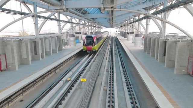 Lộ diện tàu metro Nhổn - ga Hà Nội lăn bánh - Ảnh 9.