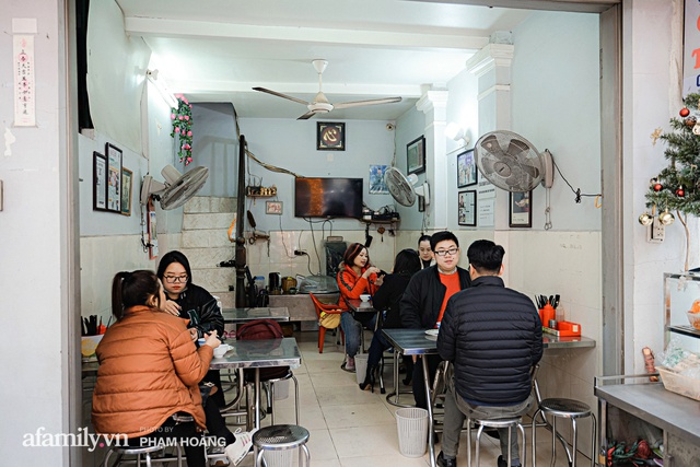 Back to the old village of Ngu Xa to find the mother of pho roll - just born 20 years old, but now it has become a culinary quintessence famous abroad - Photo 8.
