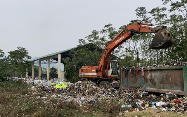 Hơn 10.000 tấn rác trên địa bàn huyện Mỹ Đức vẫn chưa có phương án thu gom