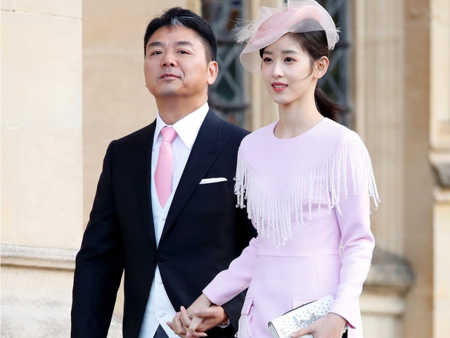 Từ hotgirl bán trà sữa trở thành nữ tỷ phú ở tuổi 27: Tiền và chất xám là 2 thứ quan trọng nhất để đem tới cơ hội - Ảnh 7. Từ hotgirl bán trà sữa trở thành nữ tỷ phú ở tuổi 27: Tiền và chất xám là 2 thứ quan trọng nhất để đem tới cơ hội - Ảnh 7.