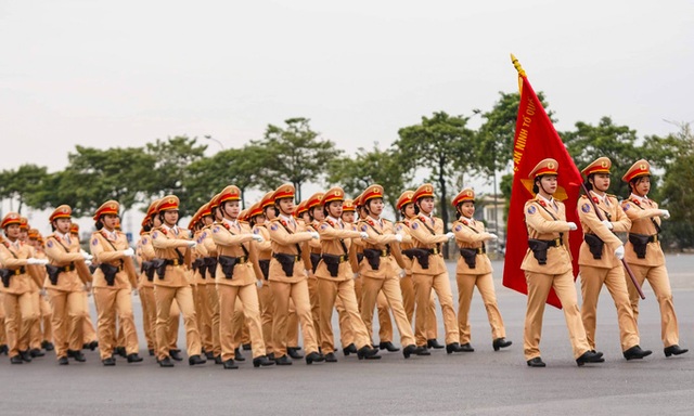 Cận cảnh diễn tập chống khủng bố bảo vệ nguyên thủ, bảo vệ Đại hội Đảng XIII  - Ảnh 5.