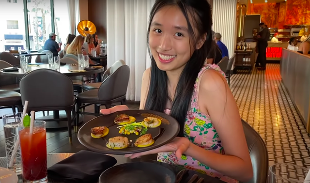 Đẳng cấp giàu có của Jenny Huỳnh: Review hẳn nhà hàng của Gordon Ramsay, gây bất ngờ vì chi phí quá... rẻ! - Ảnh 4. Đẳng cấp giàu có của Jenny Huỳnh: Review hẳn nhà hàng của Gordon Ramsay, gây bất ngờ vì chi phí quá... rẻ! - Ảnh 4.