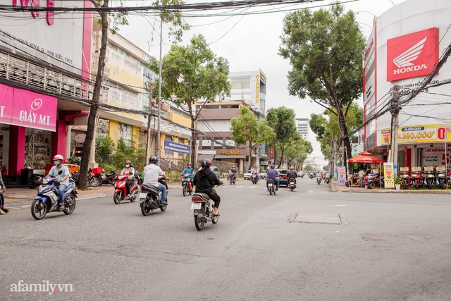 Cuộc sống bình thường mới ở Cần Thơ, nhìn thấy lại những gánh hàng rong trên các con phố mà rung động bao lâu rồi mới nhìn thấy nhau - Ảnh 7.