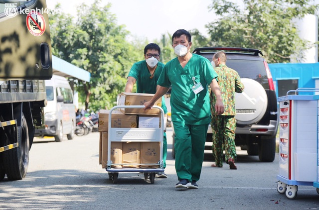 77 ngày đêm cứu người không thể nào quên trong tâm dịch TP.HCM của BV Bạch Mai: Chúng tôi đã làm tất cả những gì có thể - Ảnh 23.