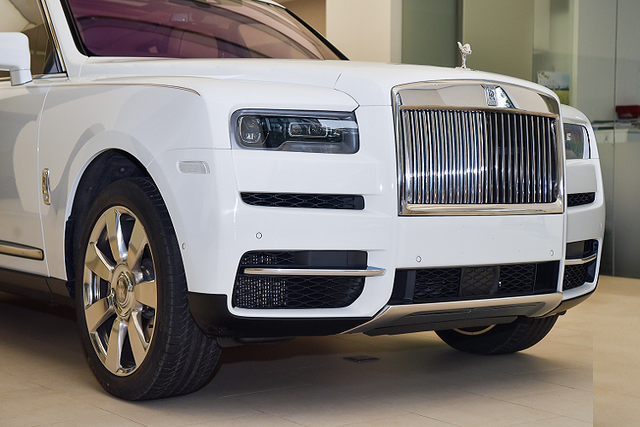  Vì sao Rolls-Royce Cullinan hơn 40 tỷ của đại gia Minh nhựa chưa ra biển?  - Ảnh 2.