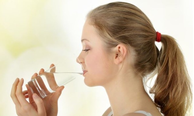 Phải nhớ uống nhiều nước khi dùng 5 loại thuốc này, vừa tăng hiệu quả chữa bệnh, lại tránh gây hại cho thận - Ảnh 5.