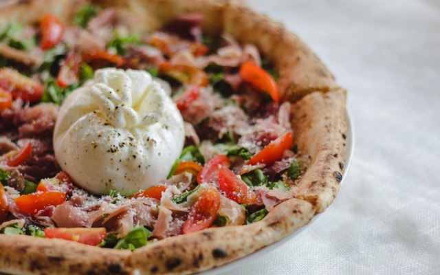 Pizza 4P's: Huy động 21 tỷ đồng trái phiếu để mở rộng chuỗi nhà hàng và đầu tư nhà máy sản xuất phomai