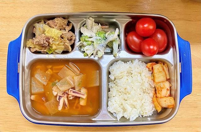 Đồ ăn cho trẻ 5 tuổi ở Hàn Quốc kỳ diệu cỡ nào: Ngon - Đơn giản, song chứa đựng 1 điều khiến cha mẹ nào cũng tròn xoe mắt - Ảnh 2.