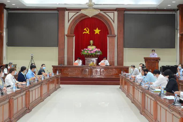 UBND tỉnh Tiền Giang đối thoại với các doanh nghiệp “cầu cứu” Chính phủ - Ảnh 1.