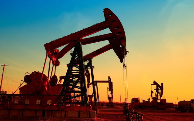 Quan ngại lạm phát trước cơn sốt giá dầu?