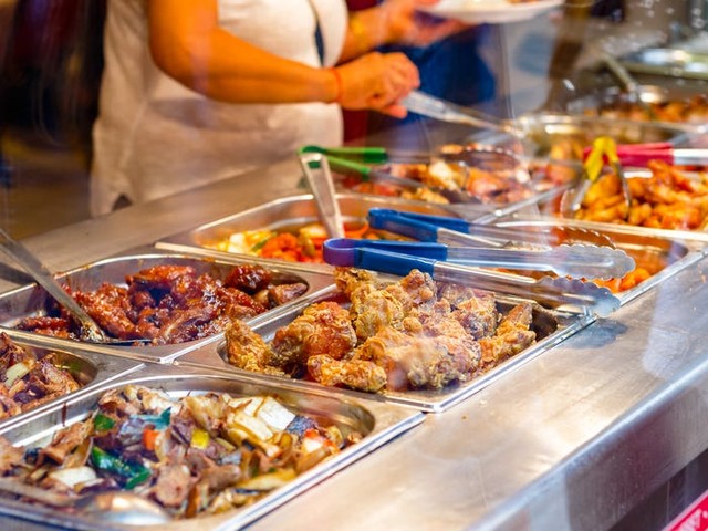 7 món siêu bẩn KHÔNG bao giờ nên gọi ở nhà hàng để tránh bị ngộ độc thực phẩm, ngay cả đầu bếp cũng từ chối ăn - Ảnh 3.