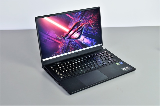 Laptop gaming giá 100 triệu đồng tại Việt Nam, cấu hình “khủng long”, tốc độ SSD nhanh nhất lên đến 10,500 MB/s - Ảnh 3.