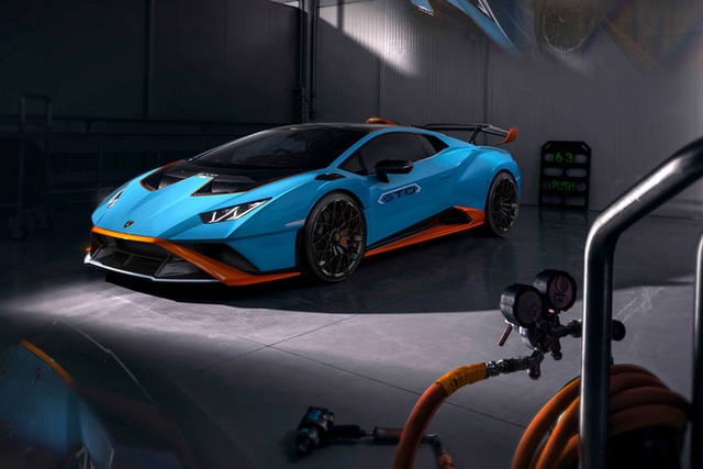 Lamborghini Huracan mạnh và đắt tiền nhất có mặt tại Việt Nam: Màu sơn độc, từng được Minh Nhựa ra kèo mua - Ảnh 3.