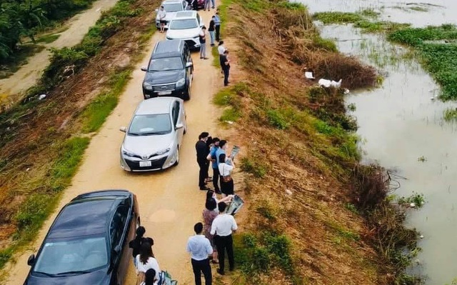 Chuyên gia nhận định: Tiền trong dân còn rất nhiều, thị trường bất động sản sẽ chuyển biến tích cực