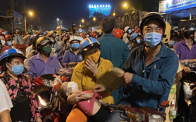 Nếu không có biện pháp kiểm soát nhanh chóng, hiệu quả, nguy cơ có thể dẫn đến bùng phát dịch COVID-19 trở lại