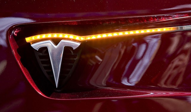 Góc đầu tư của tỷ phú ẩn danh Singapore: All-in không biết ngày mai vào cổ phiếu Tesla vì là fan cuồng của Elon Musk, thu 7 tỷ USD vẫn cam kết hold to die - Ảnh 2.