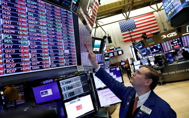 Cổ phiếu Big Tech bị bán tháo, Phố Wall giảm sâu