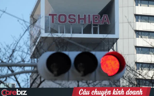 Sự sụp đổ của Toshiba: Từ gã khổng lồ điện tử hàng đầu nước Nhật, phải rời bỏ thị trường laptop và bán mình cho hàng loạt đối thủ