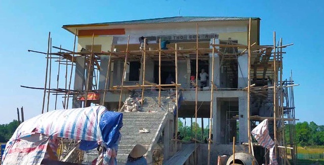  Nhà tránh lũ do ca sỹ Thủy Tiên tài trợ ở Hà Tĩnh: 1 huyện bù thêm 1,6 tỷ khi xây 2 căn  - Ảnh 1.