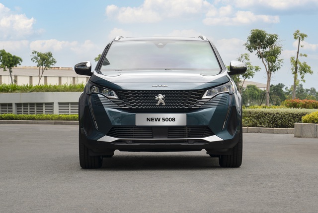 Diện kiến Peugeot 5008 2021: Crossover đậm chất châu Âu, giá từ 1,2 tỷ tại Việt Nam - Ảnh 2.