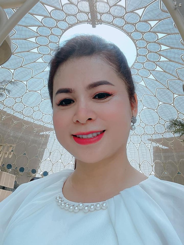 Ngoại lệ ngàn năm có một: Vợ cũ vua cà phê Đặng Lê Nguyên Vũ tung 1 bức ảnh selfie, khí chất của nữ CEO giờ như thế nào? - Ảnh 2.