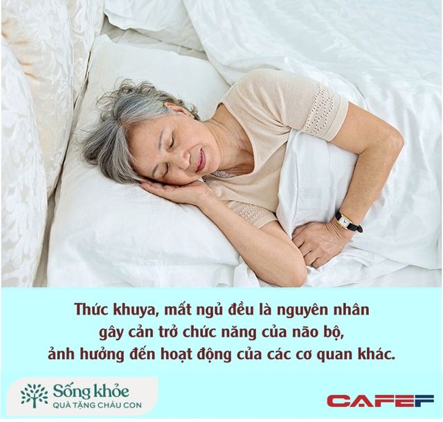 Mất ngủ kéo dài: Dấu hiệu cảnh báo 5 vấn đề NGUY HẠI, không chỉ suy giảm miễn dịch mà còn khiến thần kinh già nua nhanh gấp bội - Ảnh 2.