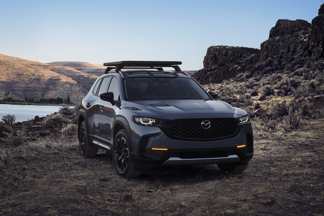 Mazda ra mắt CX-50: bản sao off-road của CX-5, 2023 về đại lý - Ảnh 1.