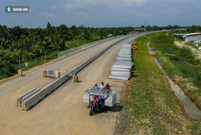 Cận cảnh cao tốc 12.000 tỷ đồng nối TP. Hồ Chí Minh - Tiền Giang trước ngày thông xe - Ảnh 8.