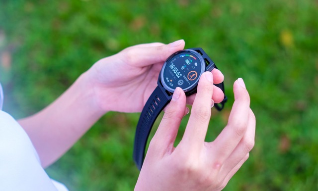 Smartwatch đầu tiên dành cho người chạy bộ của Huawei ra mắt tại Việt Nam, cạnh tranh trực tiếp với Garmin - Ảnh 2.
