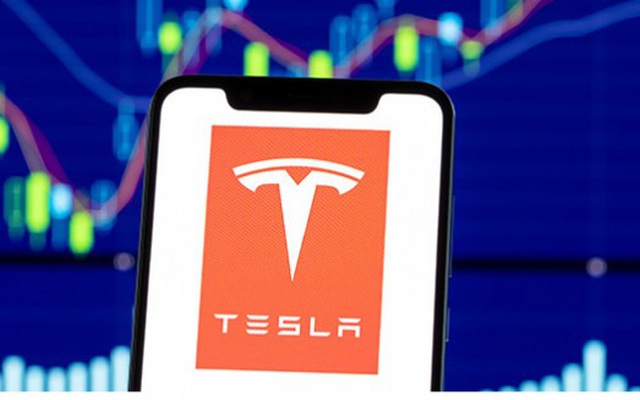 Cổ phiếu Tesla, Rivian: Bom tấn thị trường hay bong bóng xe điện?