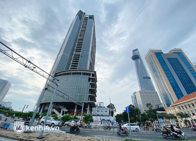 Tòa cao ốc bị bỏ hoang gần một thập kỷ ở Sài Gòn đang được thi công trở lại, liệu có hồi sinh? - Ảnh 17.