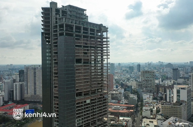 Tòa cao ốc bị bỏ hoang gần một thập kỷ ở Sài Gòn đang được thi công trở lại, liệu có hồi sinh? - Ảnh 4.