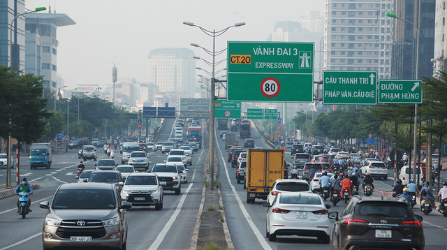 Tiền thu phí ô tô đi vào nội đô ở Hà Nội dùng để làm gì? - Ảnh 1.