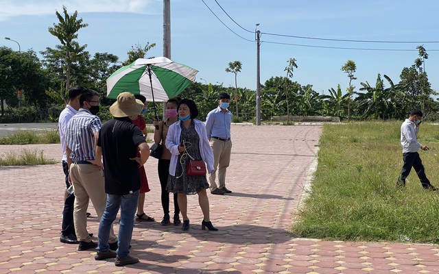 Chủ tịch HoREA: "Bán nhà phải qua sàn là bước đi lùi, không sát với thực tiễn"