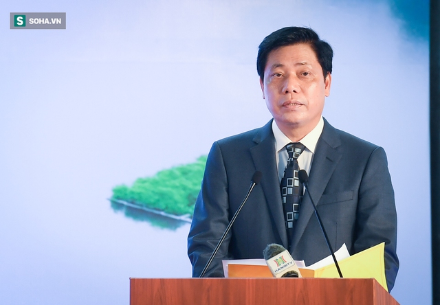 Phó Thủ tướng, bí thư Hà Nội đi chuyến tàu đầu tiên của đường sắt Cát Linh - Hà Đông - Ảnh 3.