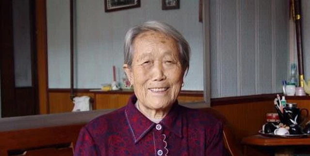 Cụ bà 86 tuổi mắc bệnh mỡ máu đã 30 năm nhưng vẫn khỏe mạnh, mạch máu không tắc, bí quyết nằm ở một sự thay đổi - Ảnh 2.