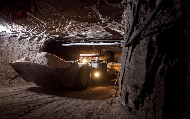 Trung Quốc "tất tay" khai thác mỏ kim loại khủng ở Lào: Mỗi năm thu về hàng triệu tấn