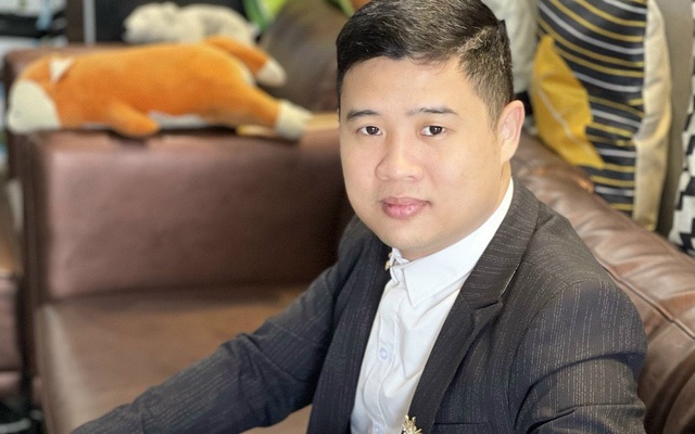 CEO công ty BĐS: Khởi nghiệp với 4 triệu, trở thành best-seller vẫn đi treo phướn, dán biển quảng cáo