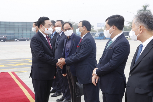  Chủ tịch Quốc hội Vương Đình Huệ lên đường thăm chính thức Hàn Quốc, Ấn Độ  - Ảnh 1.