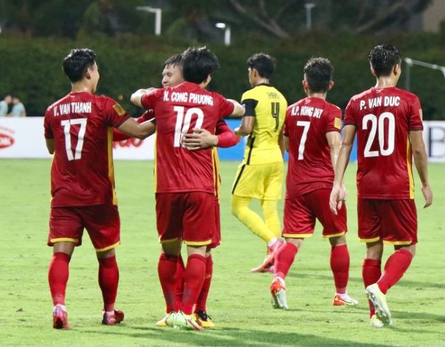 Tuyển Việt Nam ăn mừng theo phong cách ma sói của HAGL - Ảnh 11.