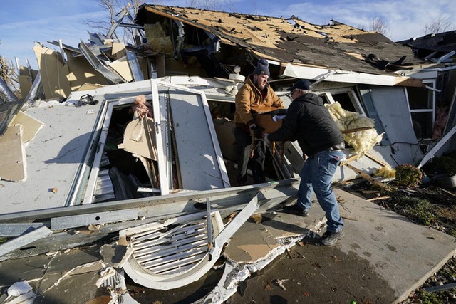  Mỹ: Đêm lốc xoáy kinh hoàng”, ít nhất 100 người thiệt mạng  - Ảnh 3.