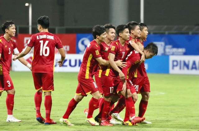 Tuyển Việt Nam ăn mừng theo phong cách ma sói của HAGL - Ảnh 6.