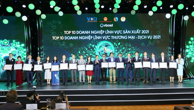 Vinamilk tiếp tục ghi dấu ấn trong TOP 10 doanh nghiệp phát triển bền vững nhất Việt Nam năm thứ 6 - Ảnh 2.