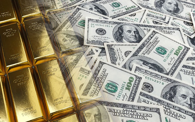 USD và vàng mạnh lên, Bitcoin lại lao dốc