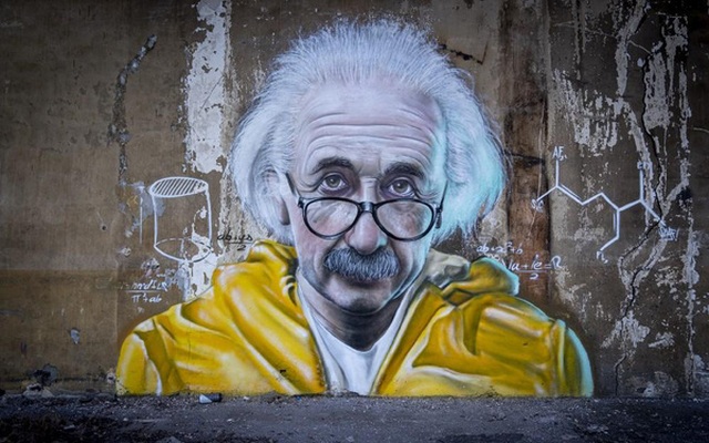 Lý thuyết hạnh phúc của Albert Einstein: Sống khiêm tốn mà bình yên còn hơn giàu có đầy âu lo