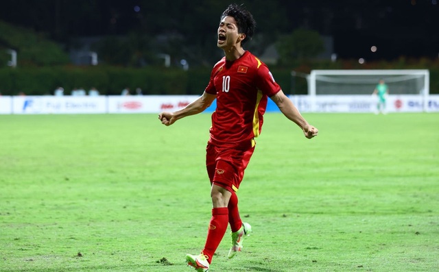 Đội hình đội tuyển Việt Nam đấu Indonesia: HLV Park Hang-seo gây bất ngờ với Công Phượng? - Ảnh 1.